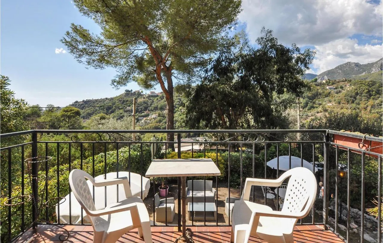 1 Bedroom Lovely Home In Menton 0*,