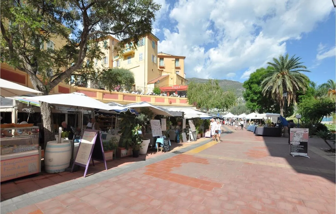 1 Bedroom Lovely Home In Menton 0*,