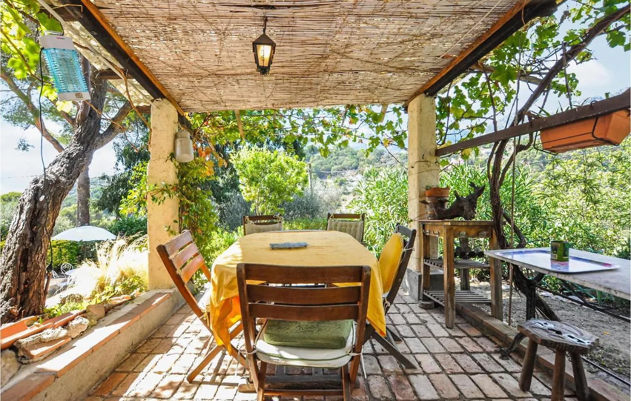 1 Bedroom Lovely Home In Menton Holiday home