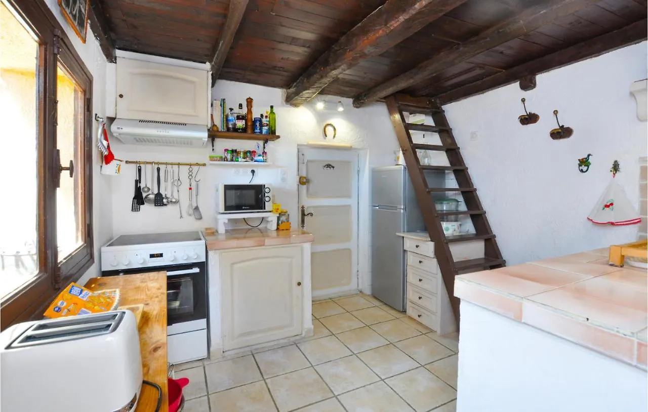 1 Bedroom Lovely Home In Menton Holiday home